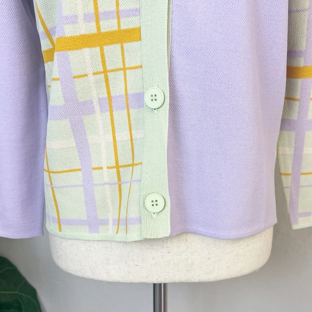 •LOVE, BONITO• Lavender Plaid Wisteria V-Neck Button Front Knit Cardigan‎ Size 4